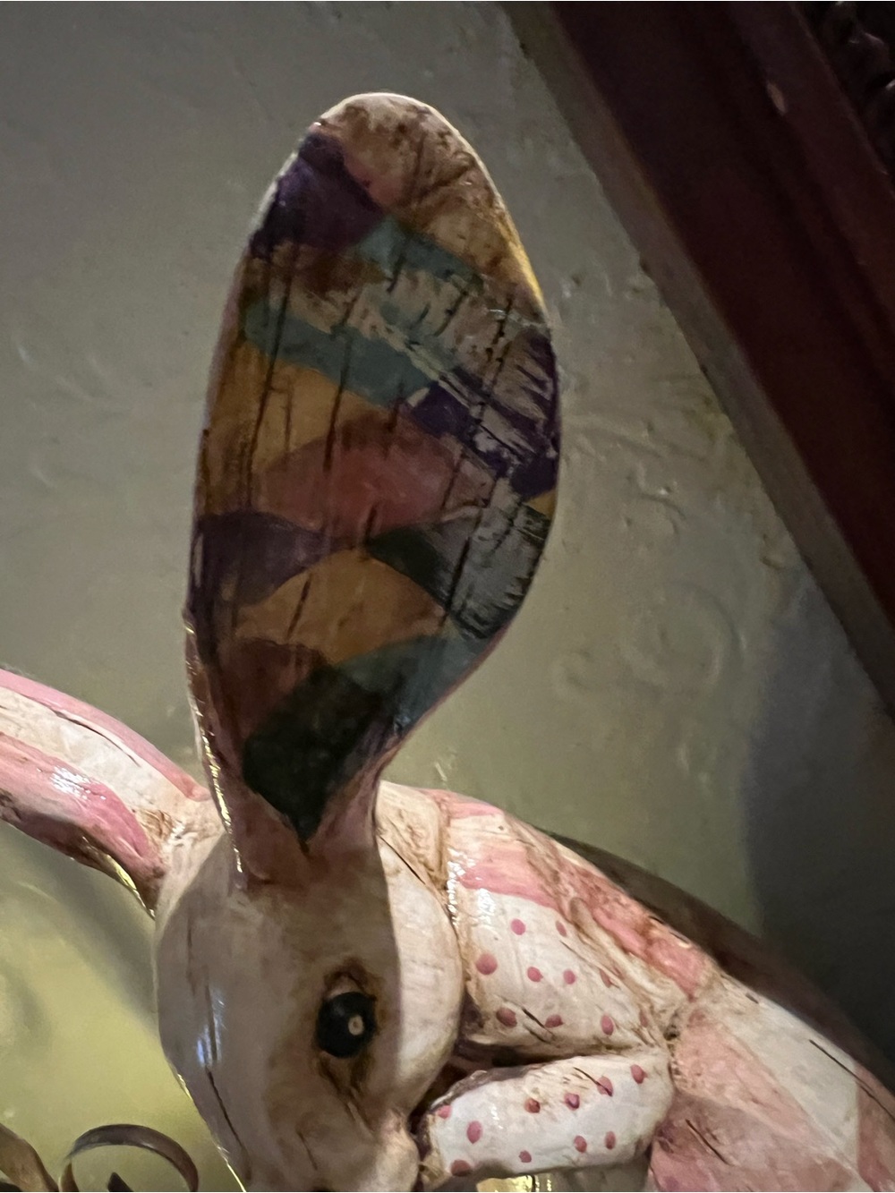 Hand-Painted Distressed Resin Rabbit Figurine Whimsical Farmhouse Decor - Picture 9 of 12